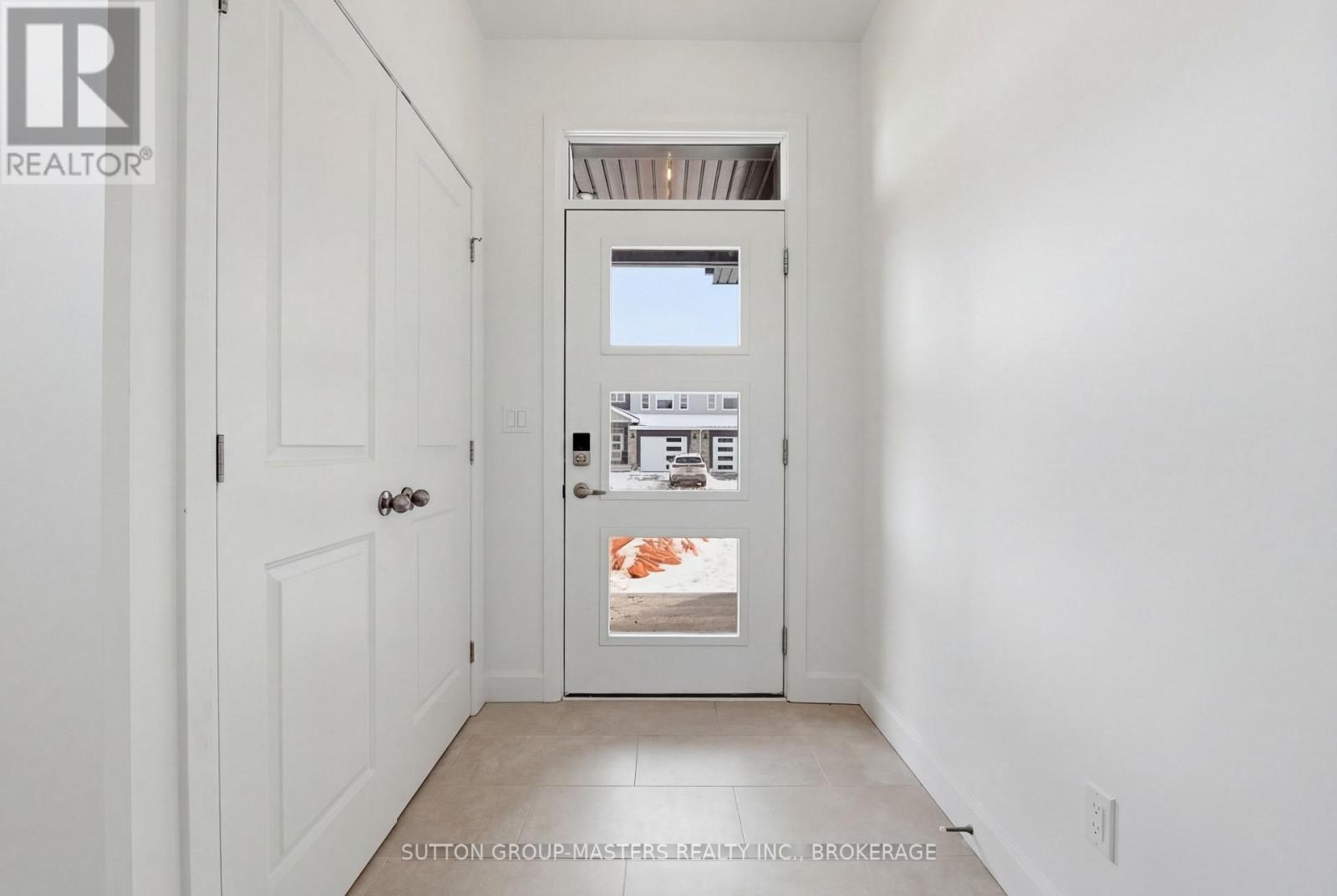 218 SUPERIOR DRIVE - 16