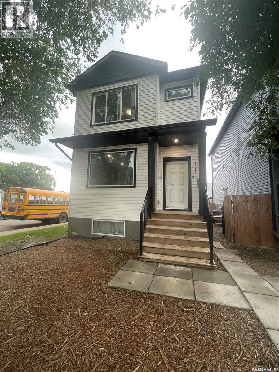 1530 B AVENUE N - 15