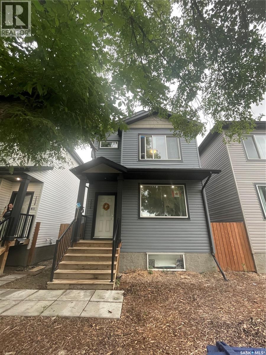 1530 B AVENUE N - 20