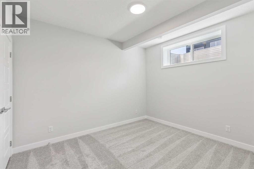 73 Southborough Square - 29