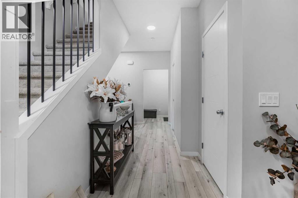 35 Howse Manor NE - 9