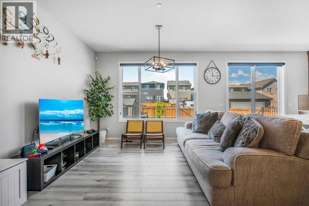 35 Howse Manor NE - 19