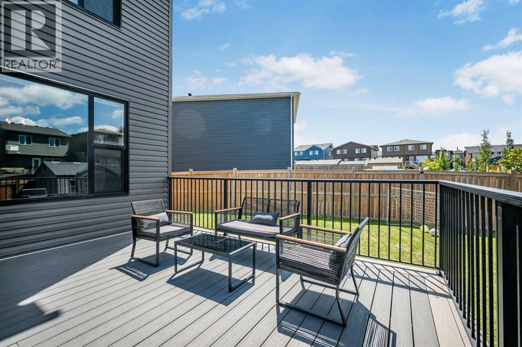 35 Howse Manor NE - 30