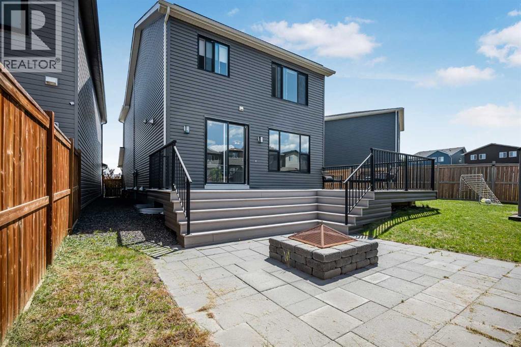 35 Howse Manor NE - 31