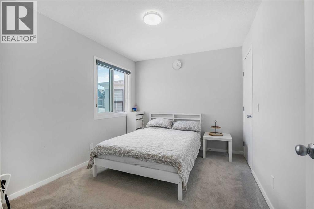 35 Howse Manor NE - 39