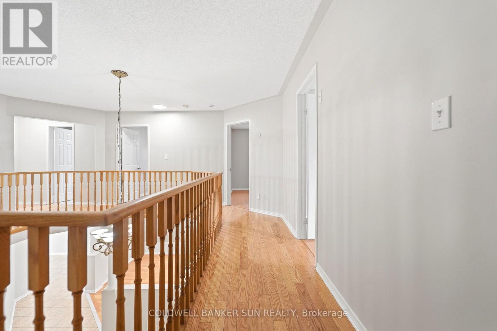 67 TUFTON CRESCENT - 14