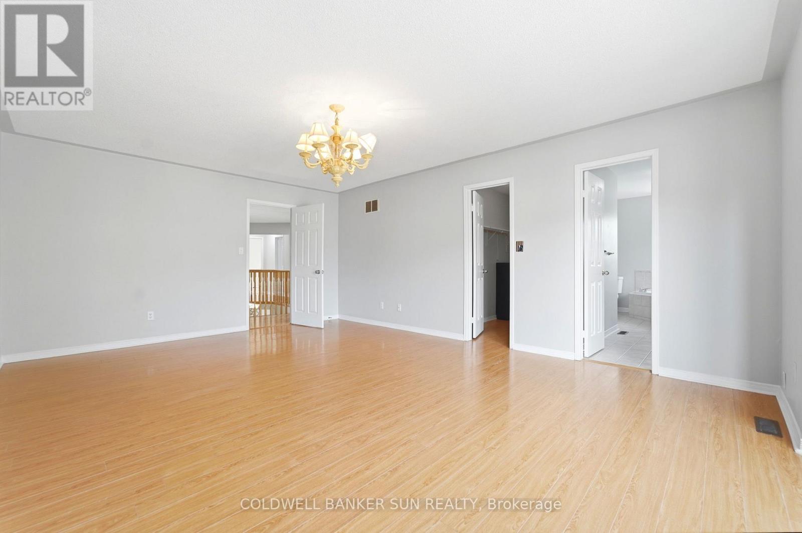 67 TUFTON CRESCENT - 15