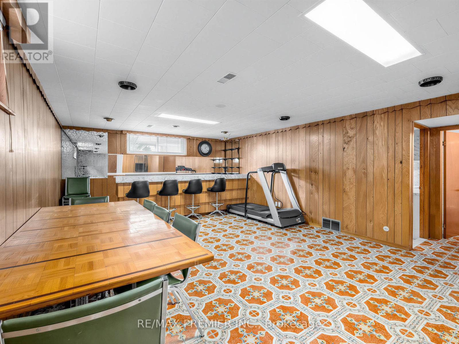 12 GOLDCREST BOULEVARD - 15