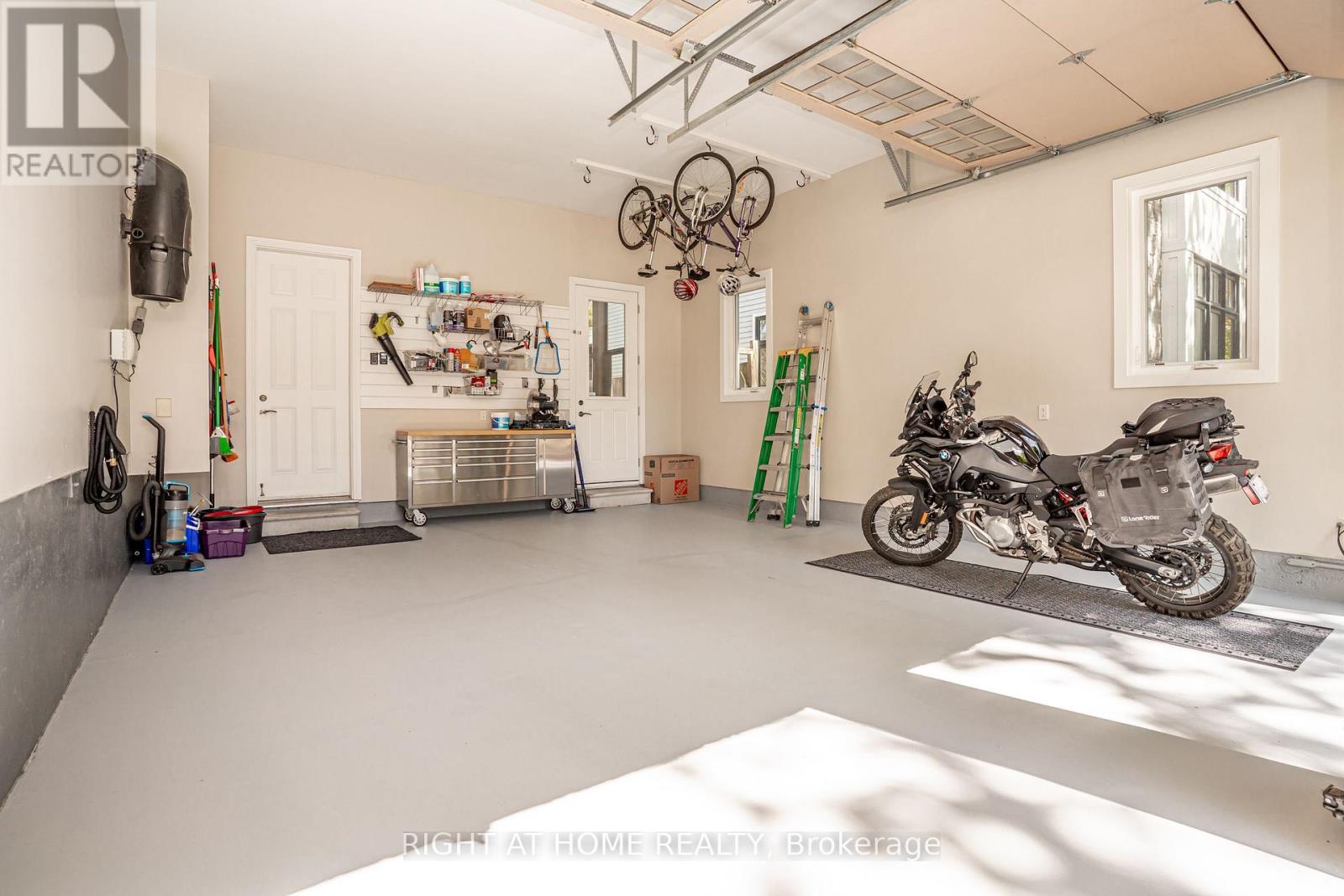 1479 BRIARWOOD CRESCENT - 43