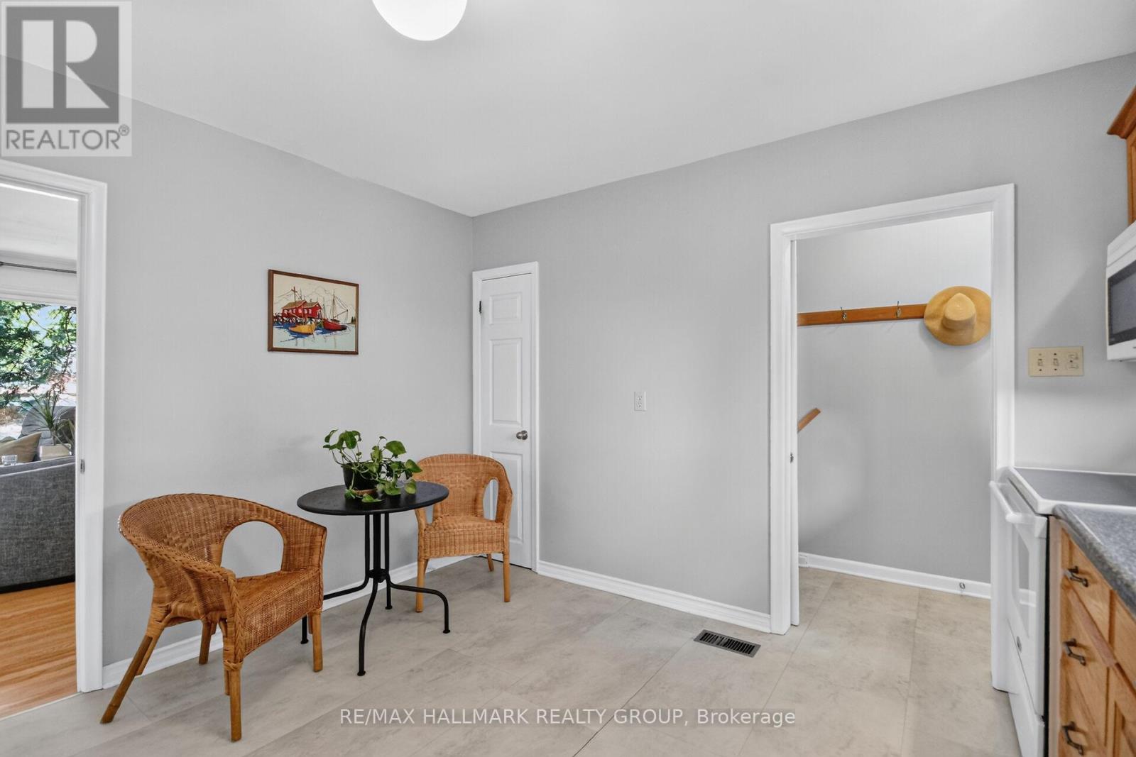 House for Rent in Ottawa – 2670 IRIS STREET, Ottawa – By Peter Sagos - Image 20