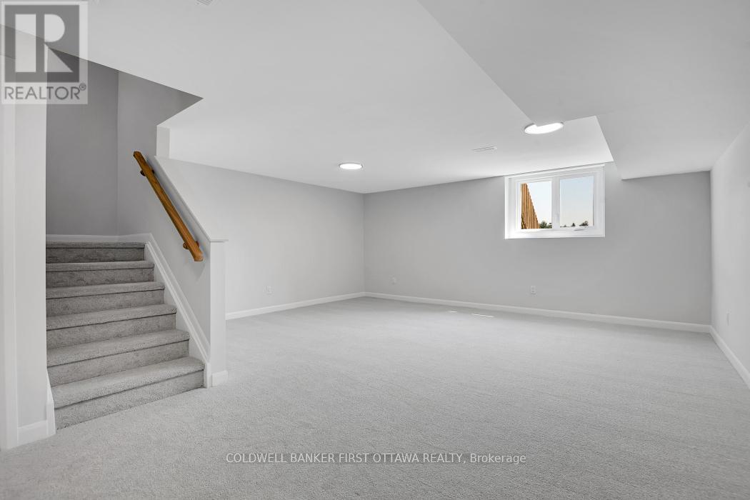 House for Rent in Ottawa – 285 BANKSIDE WAY N, Ottawa – By Peter Sagos - Image 15