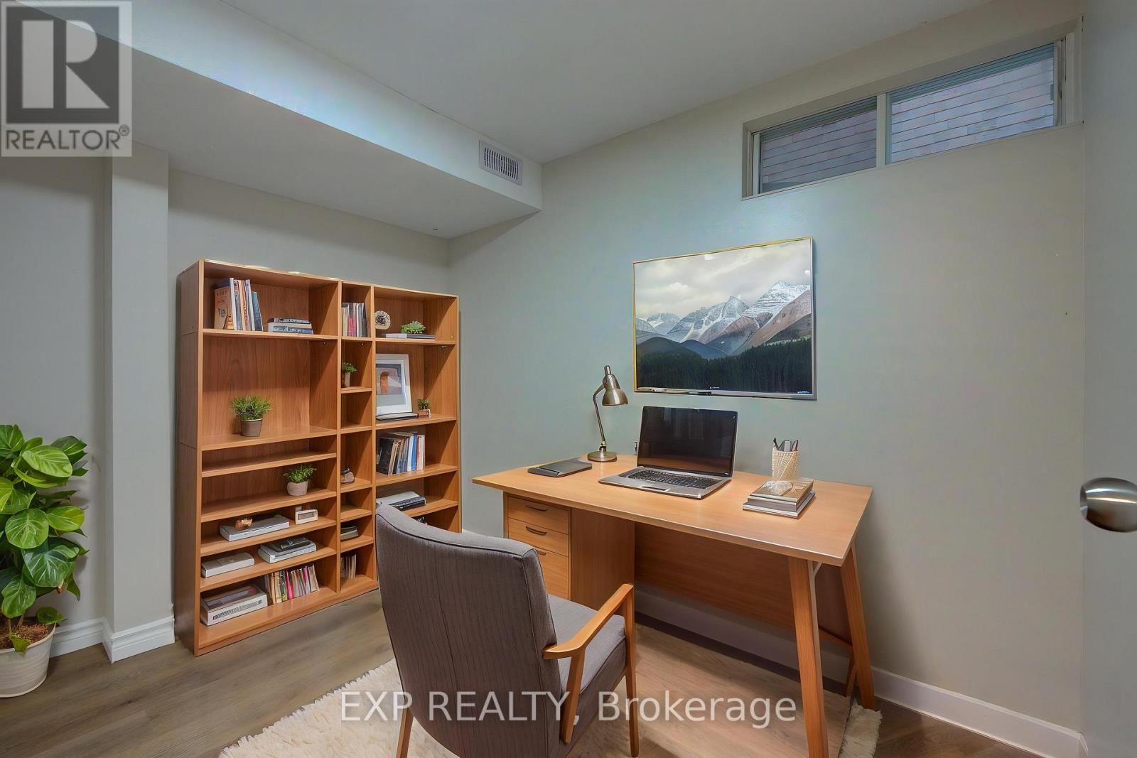 379 VERONICA DRIVE - 25