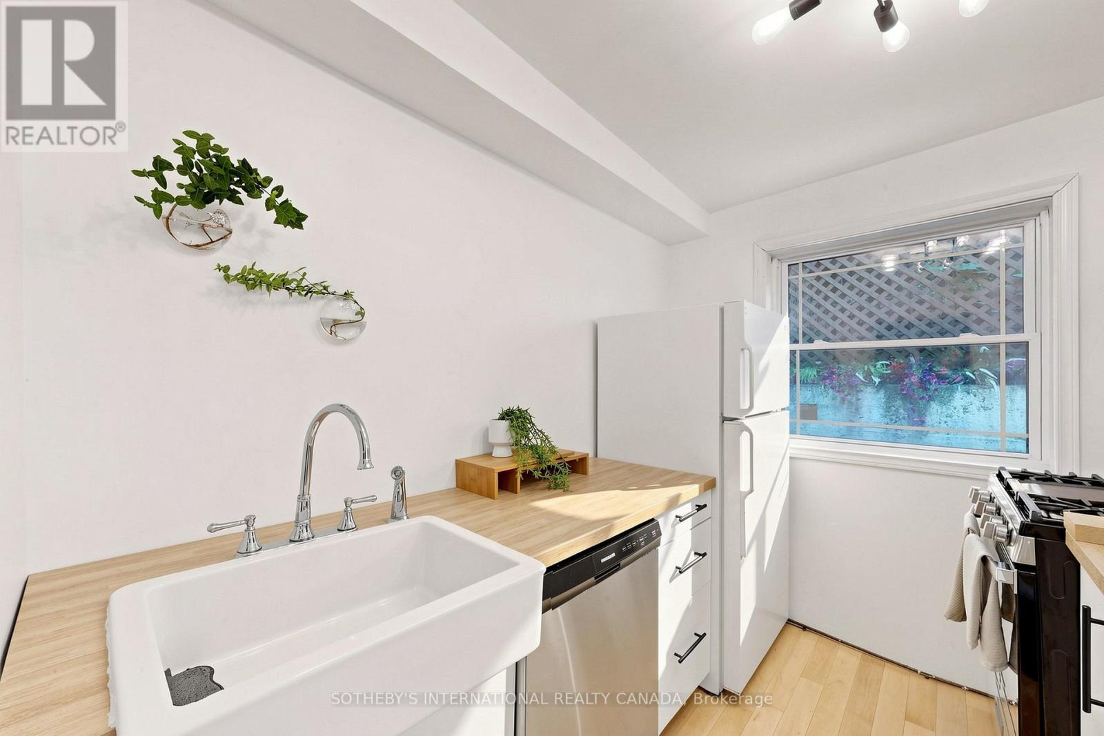 24 PATRICK STREET - 11
