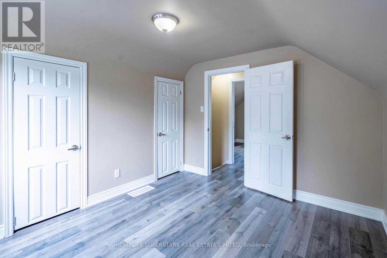 13 LEWIS STREET - 17