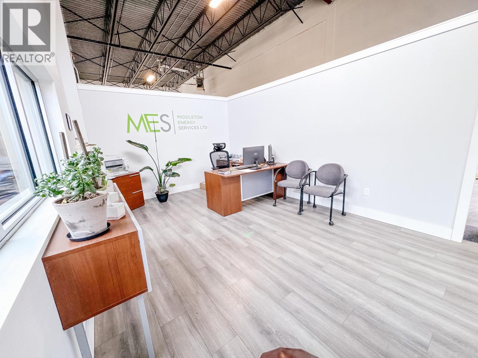 110 210 Lougheed Road, Kelowna