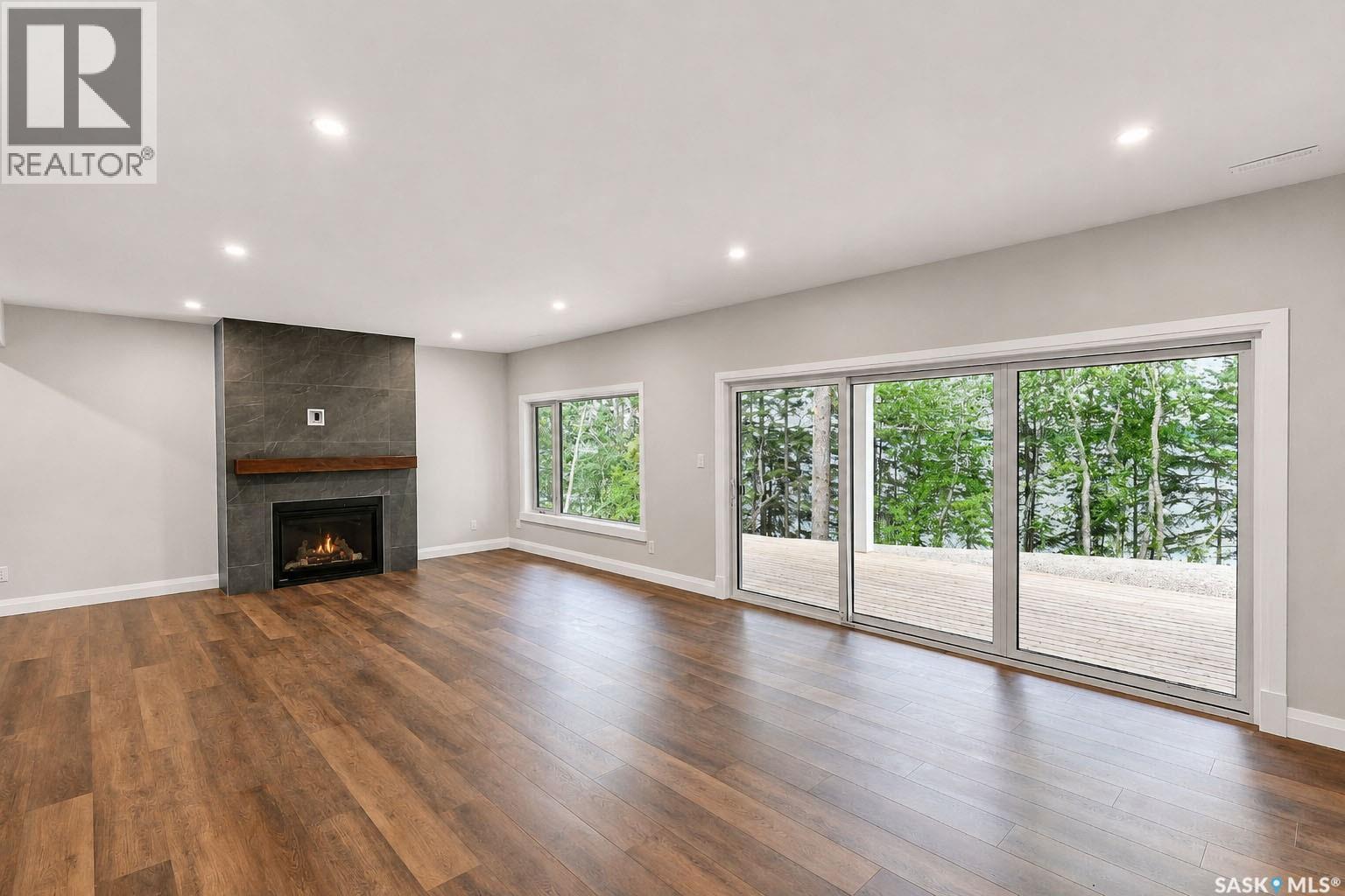 153 Ward DRIVE - 38