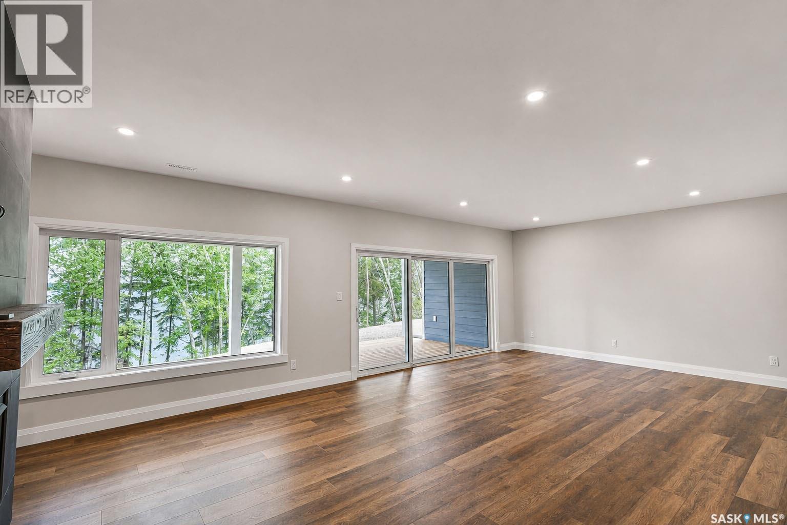 153 Ward DRIVE - 40