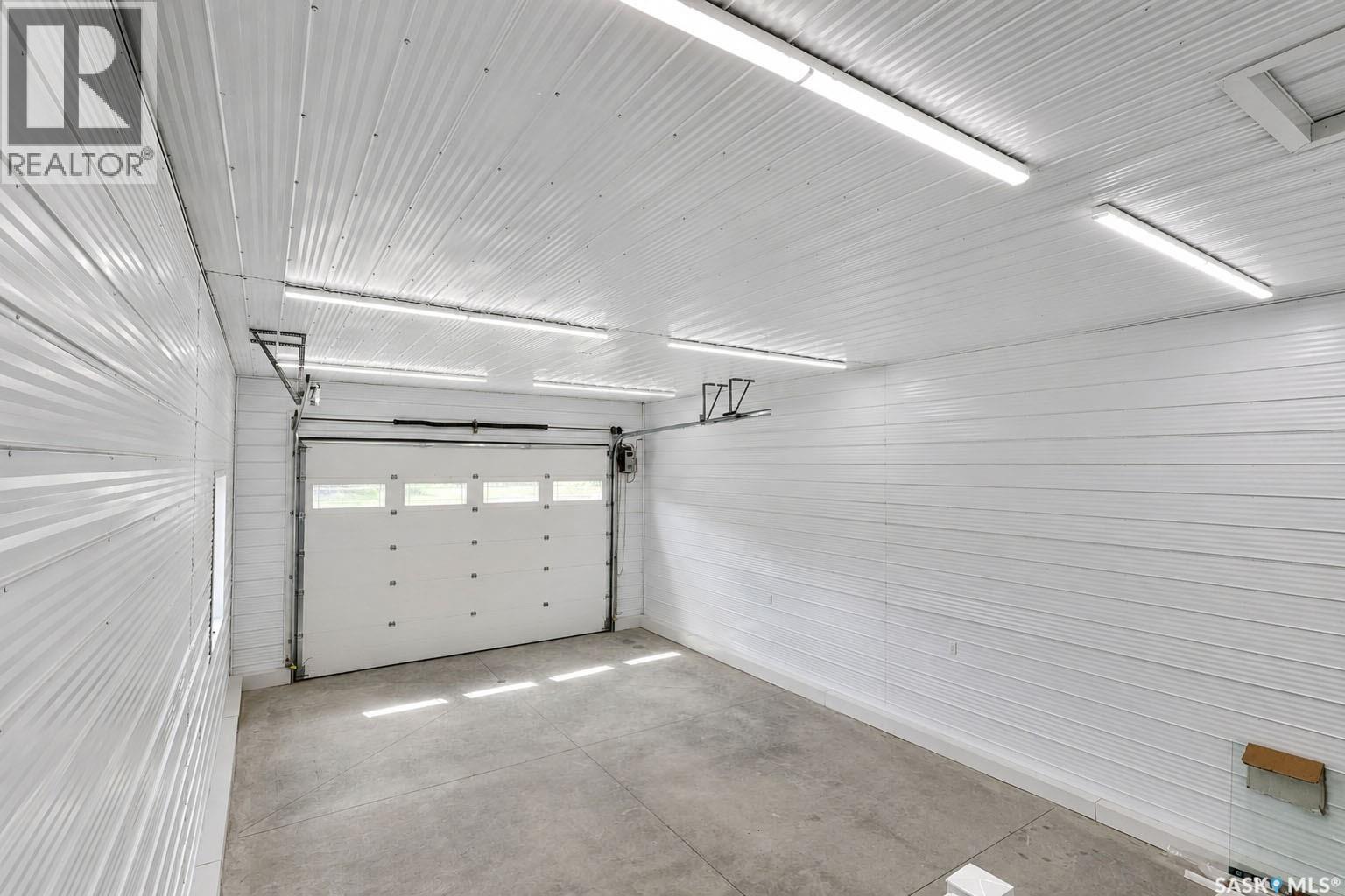 153 Ward DRIVE - 37