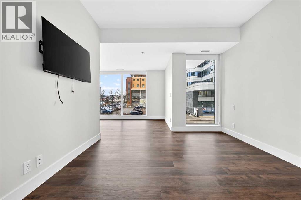 #109 1025 5 Avenue SW - 23