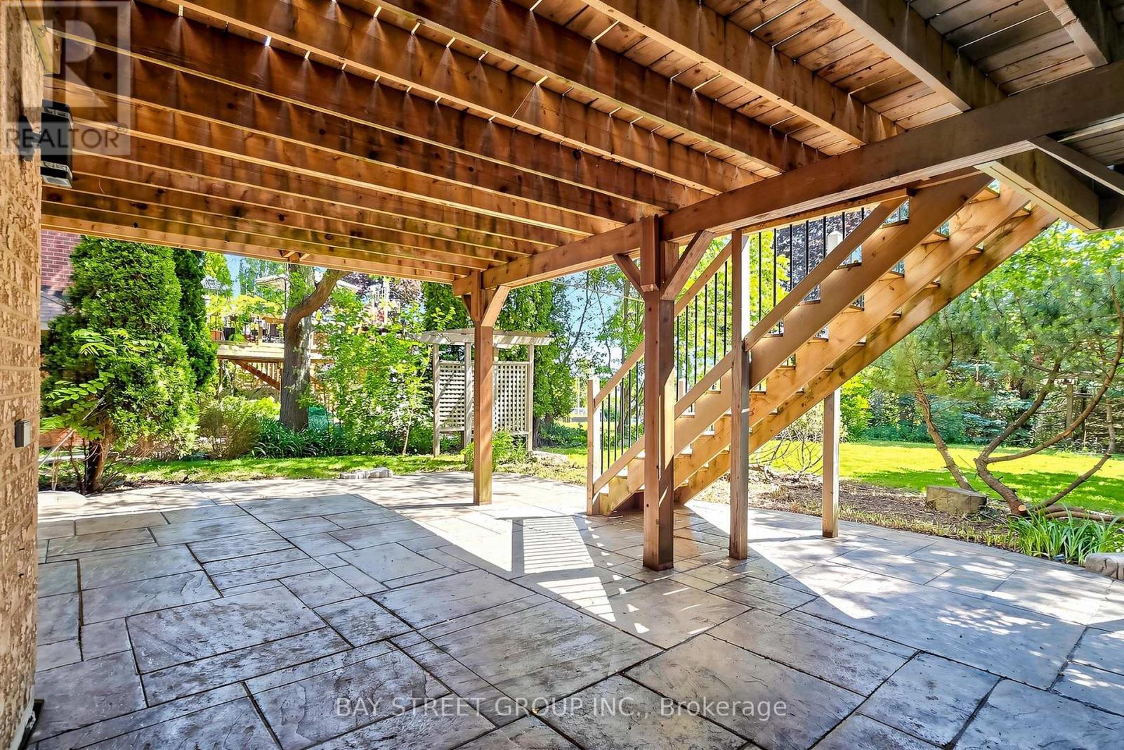98 BROOKEVIEW DRIVE - 43