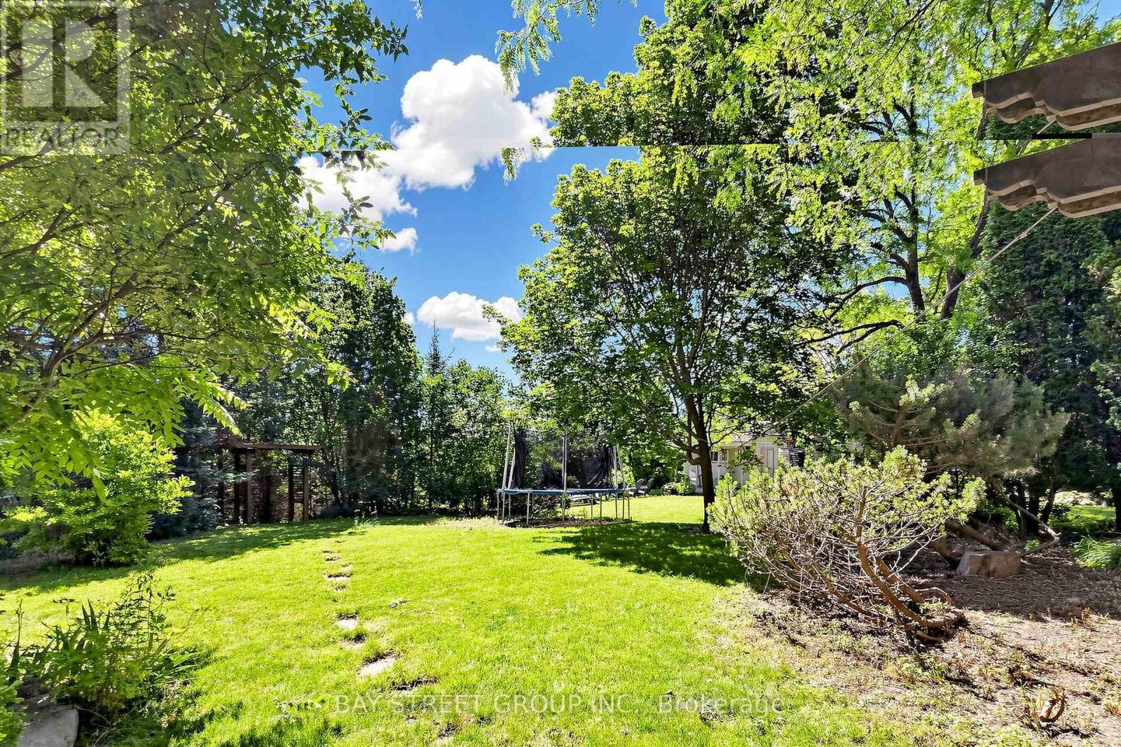 98 BROOKEVIEW DRIVE - 45