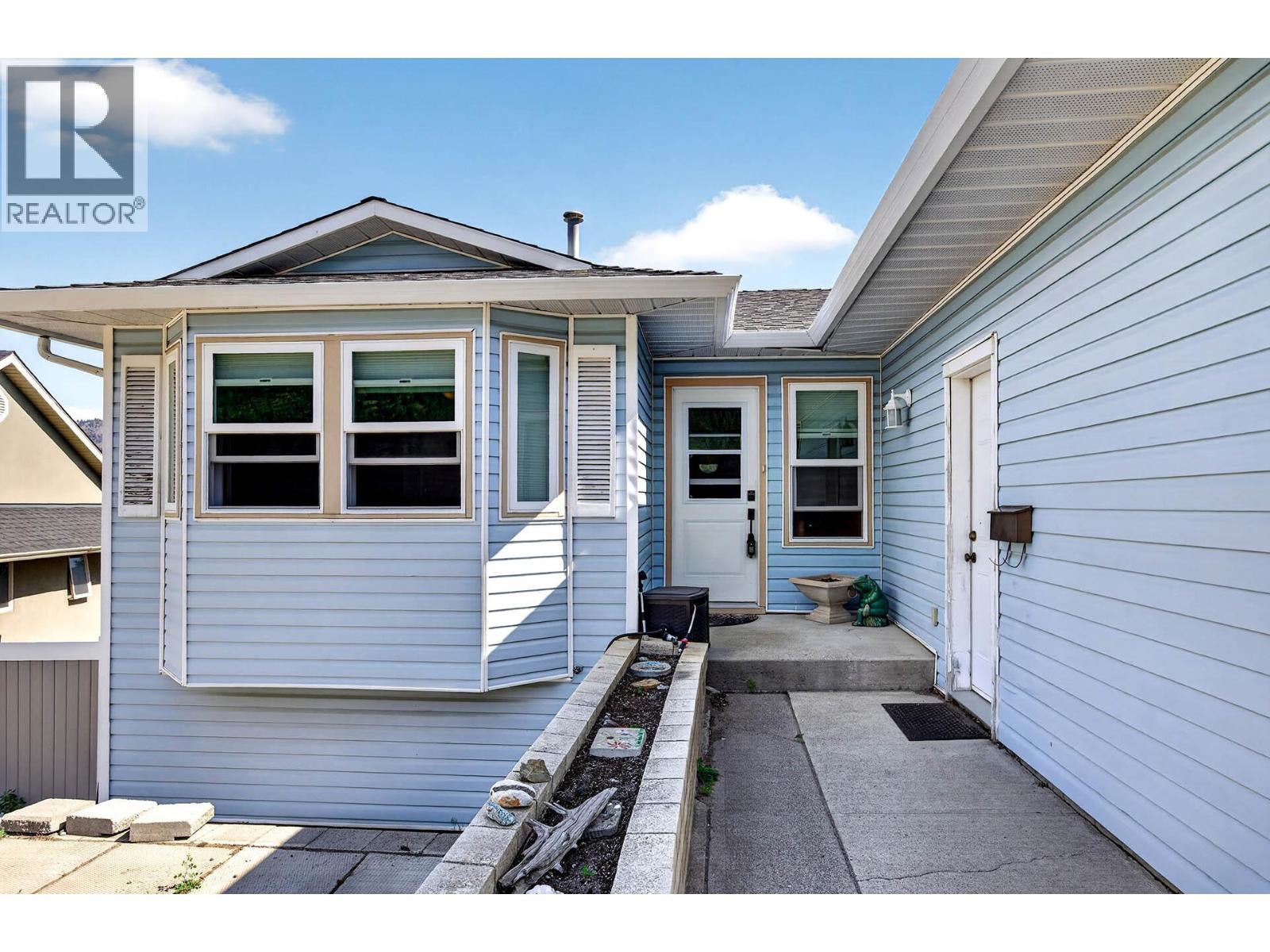 2580 Nechako Drive - 35