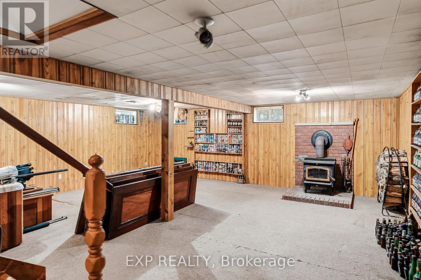 32 LOUISA STREET - 31