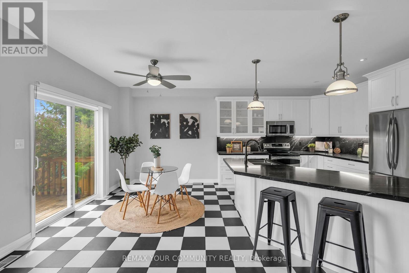 37 BRAMSEY STREET - 16