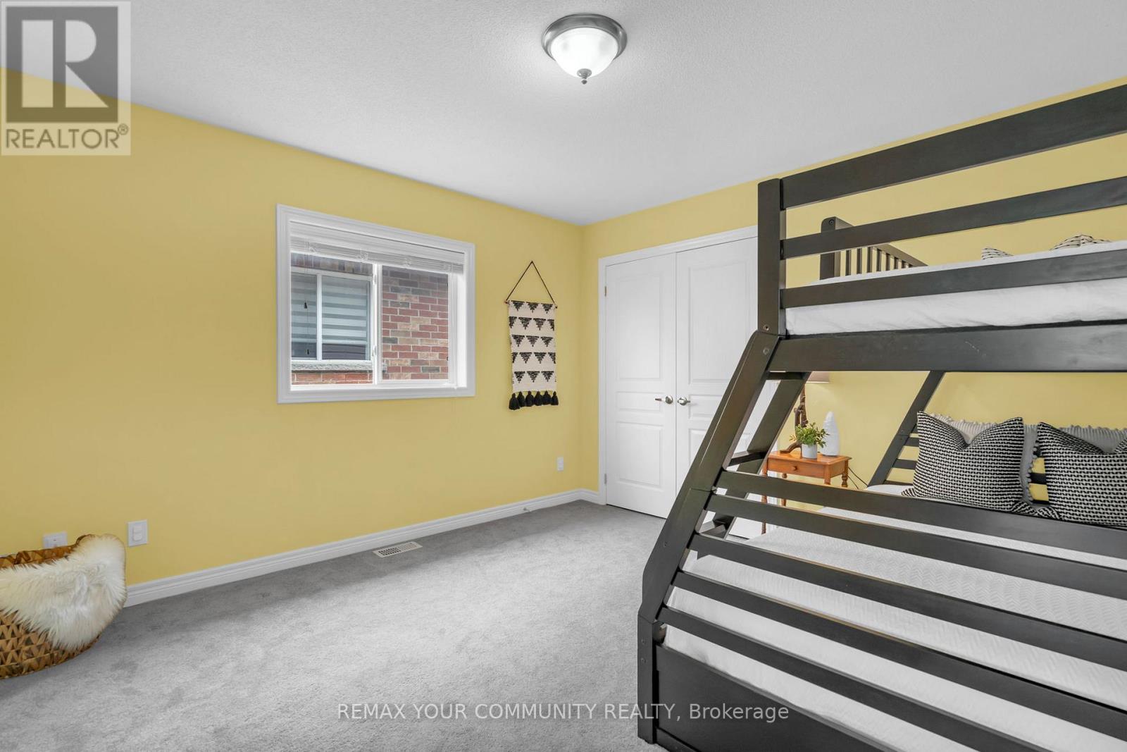 37 BRAMSEY STREET - 33