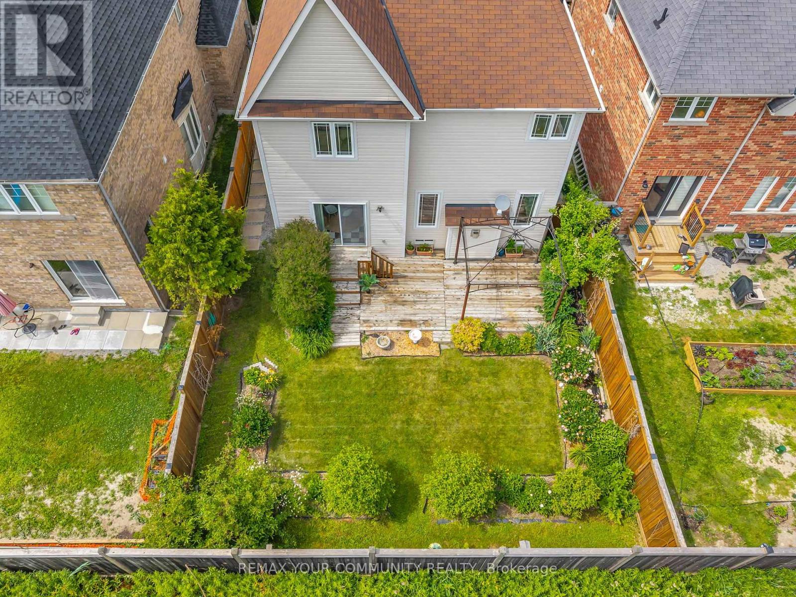 37 BRAMSEY STREET - 42