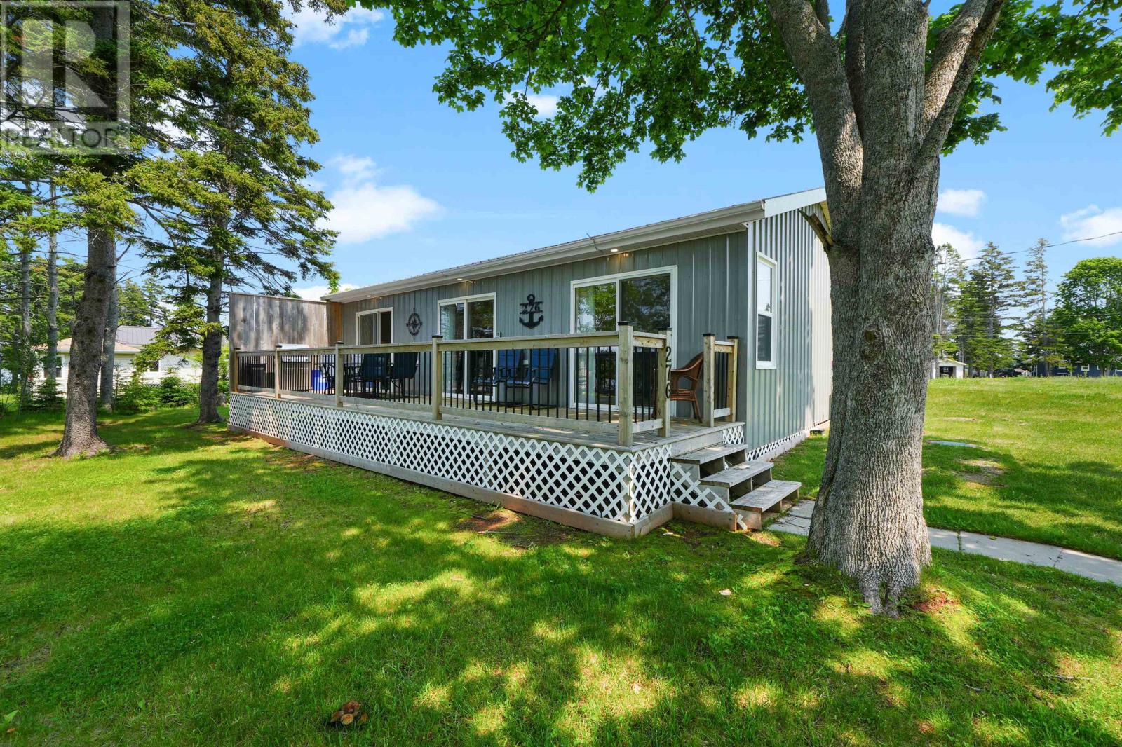 288 Spruce Way, 282, 276 - 39