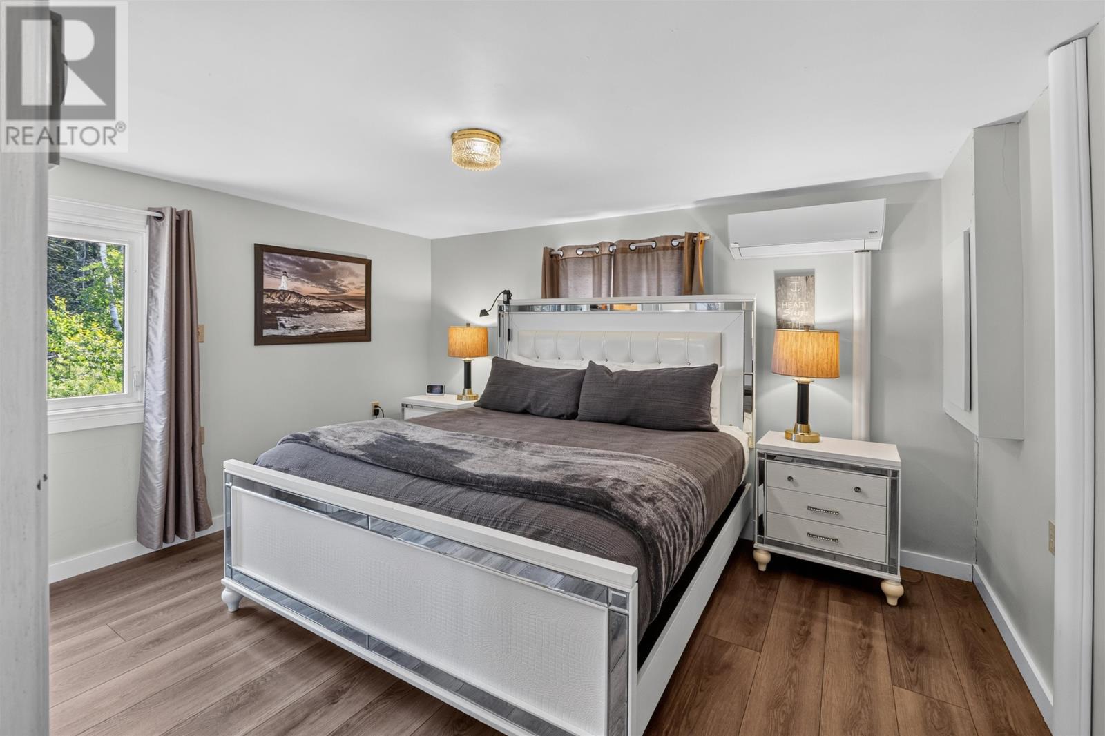 288 Spruce Way, 282, 276 - 13
