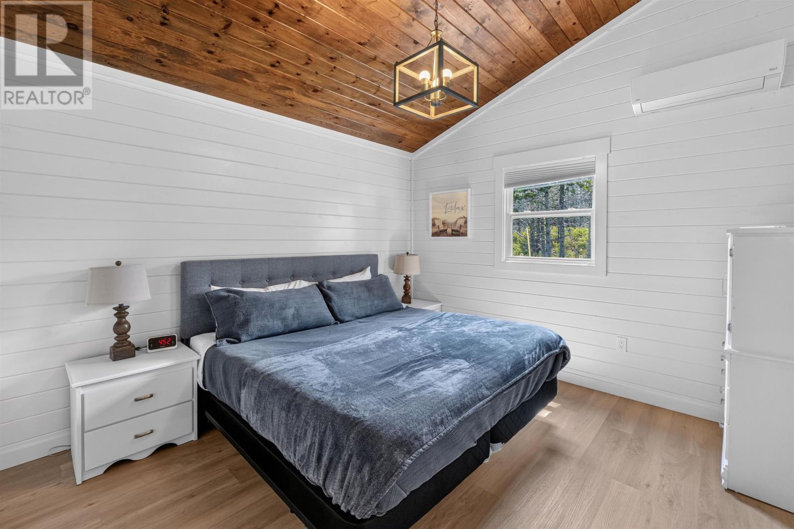 288 Spruce Way, 282, 276 - 31