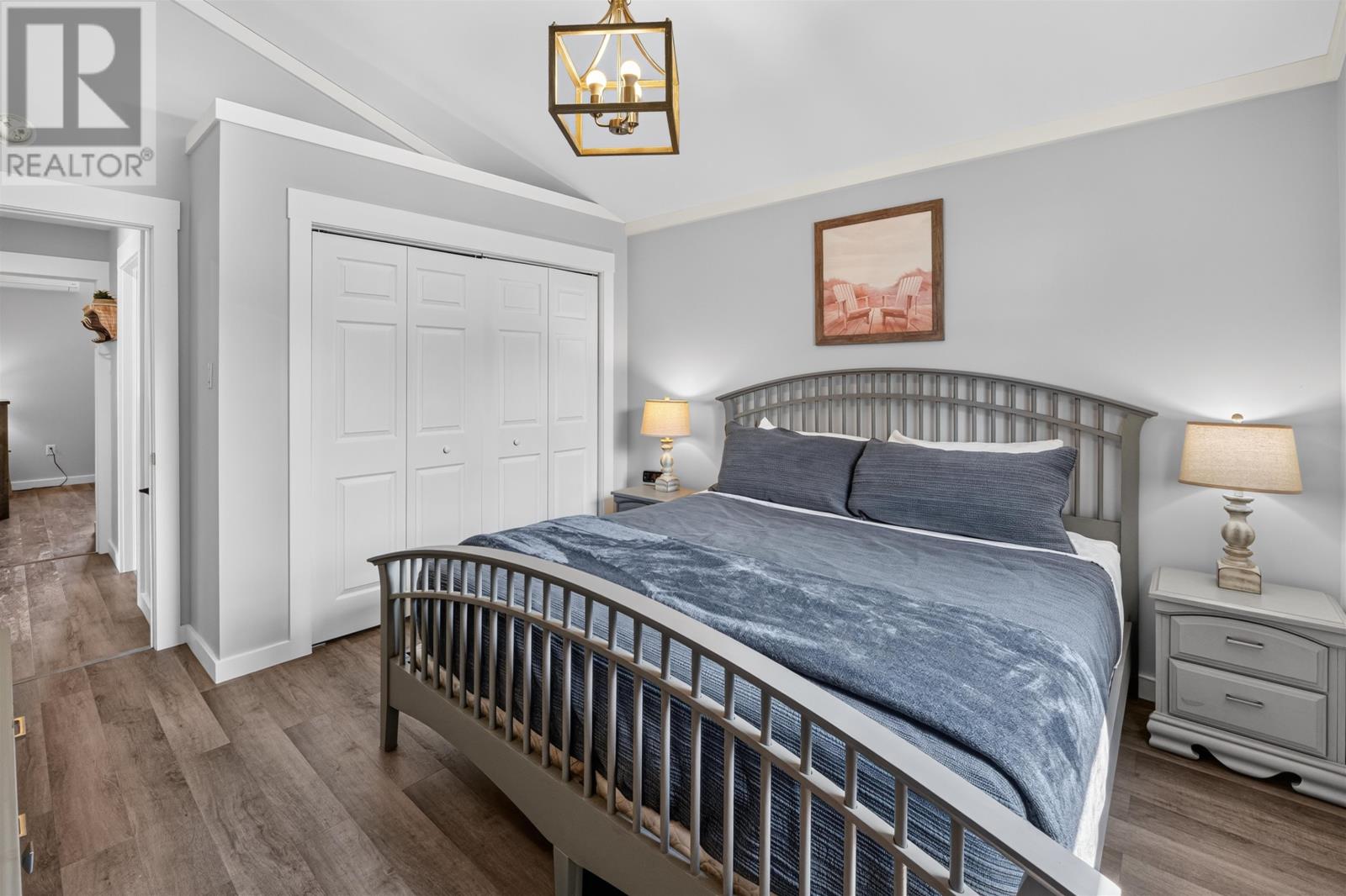 288 Spruce Way, 282, 276 - 22