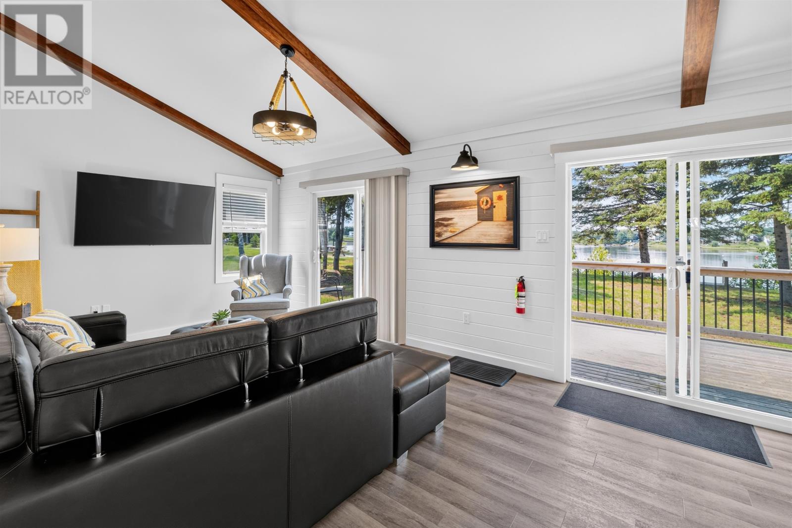 288 Spruce Way, 282, 276 - 24