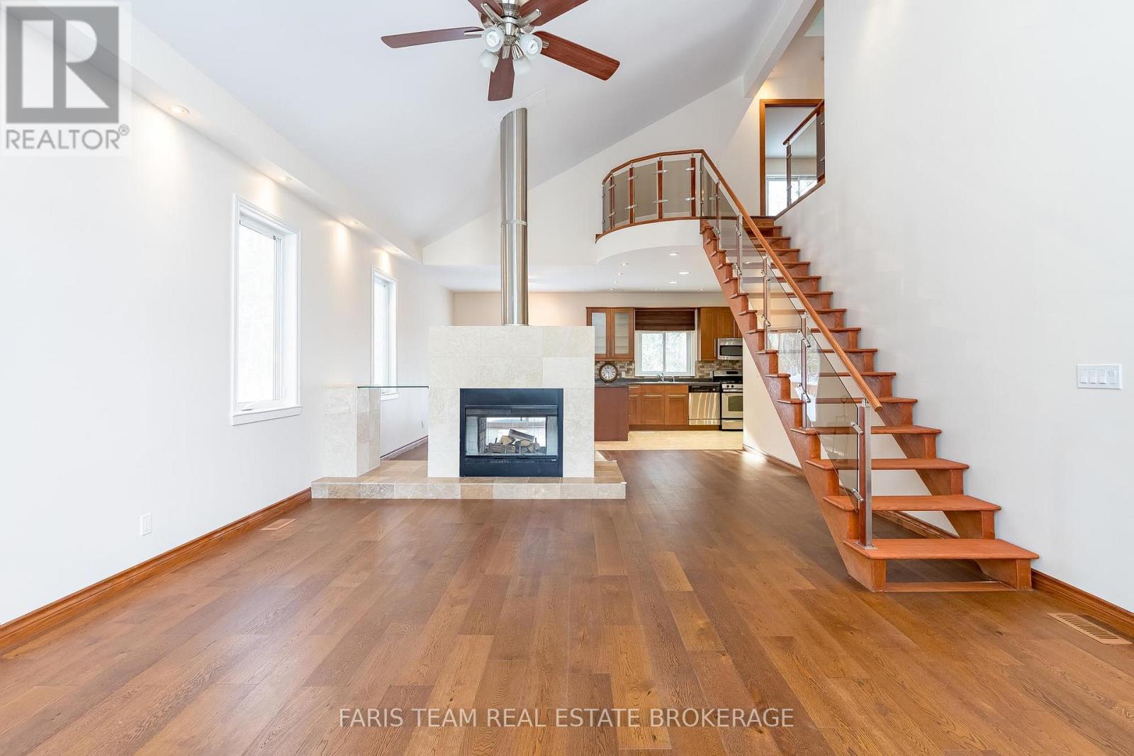 2384 CHAMPLAIN ROAD - 13