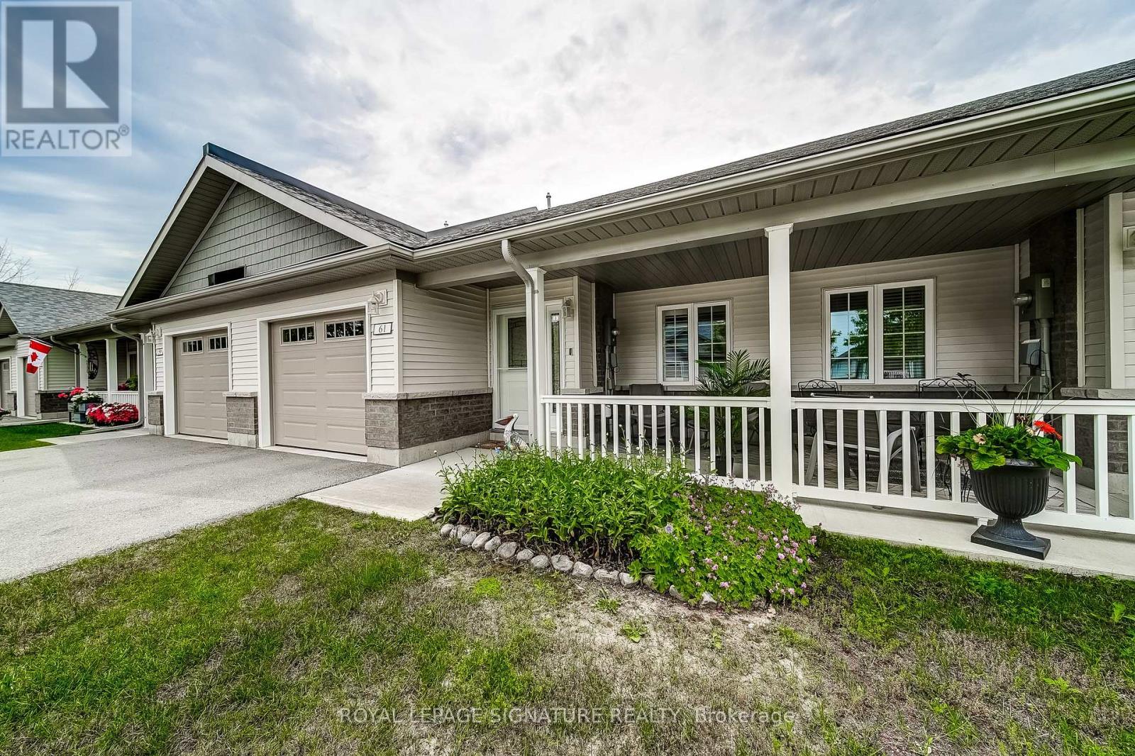 61 IVY CRESCENT - 2