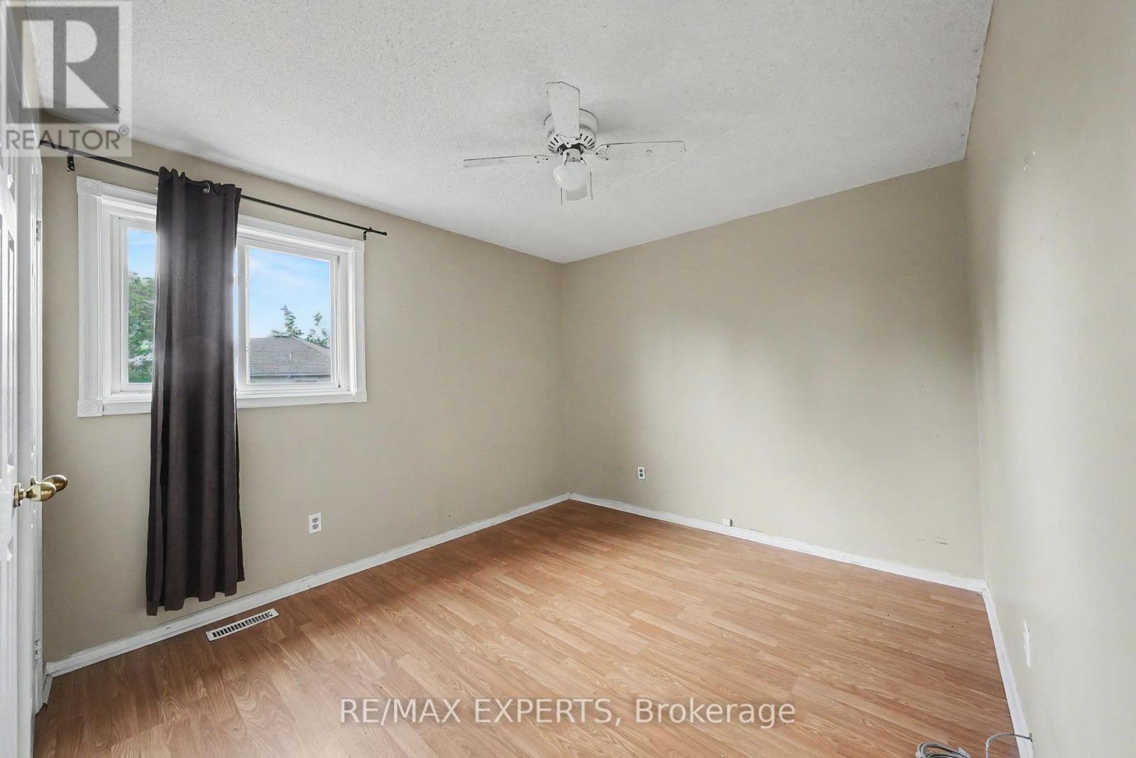 45 BLAIR CRESCENT - 14