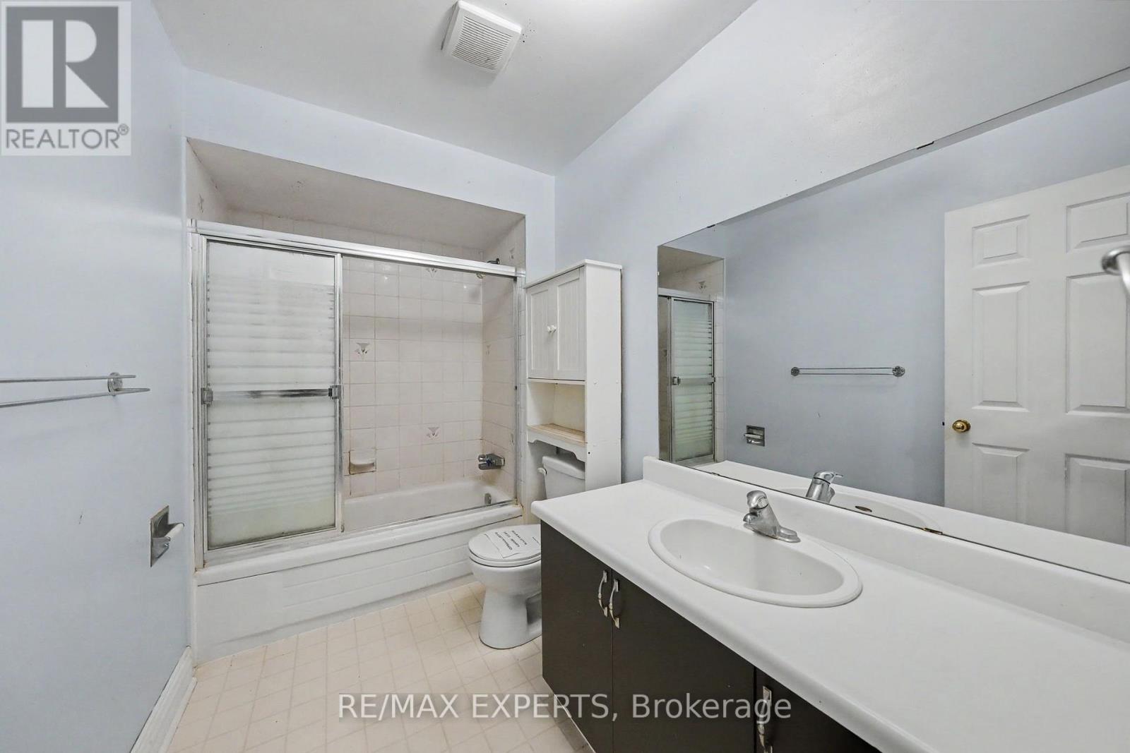 45 BLAIR CRESCENT - 16