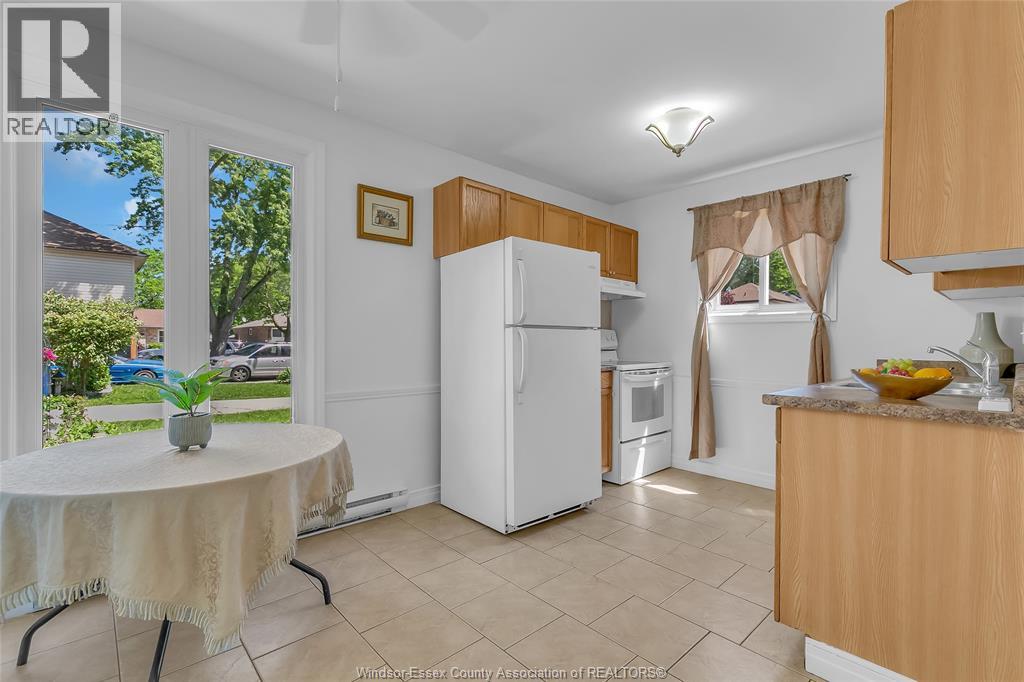 1148 AIRE PLACE - 10
