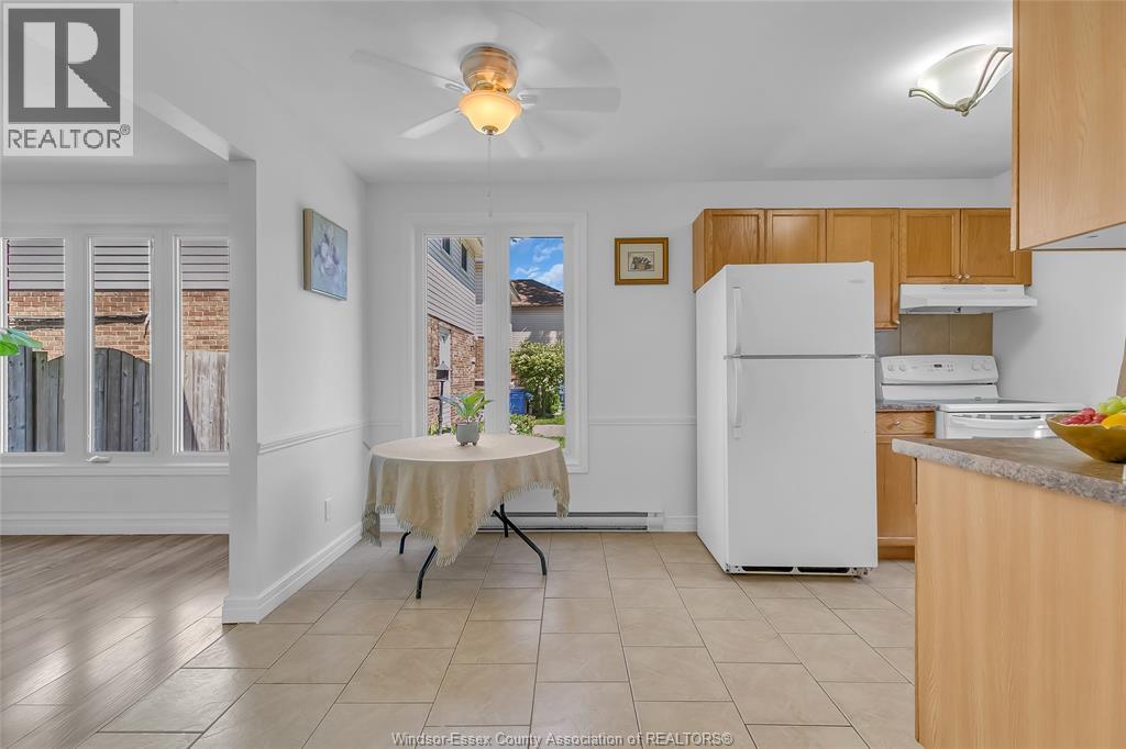1148 AIRE PLACE - 11