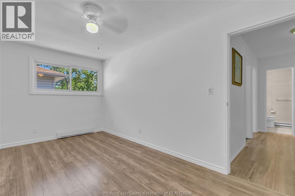 1148 AIRE PLACE - 13