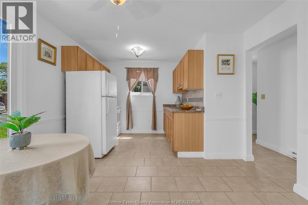 1148 AIRE PLACE - 8