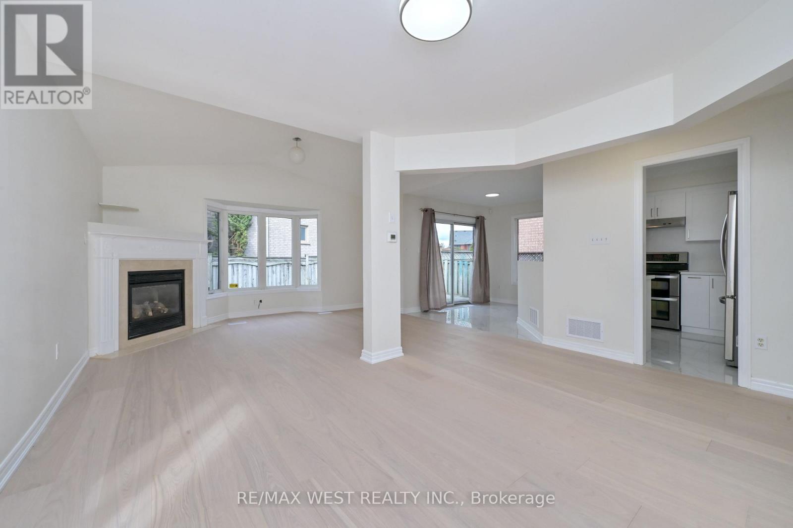 8 TERRASTONE COURT - 11