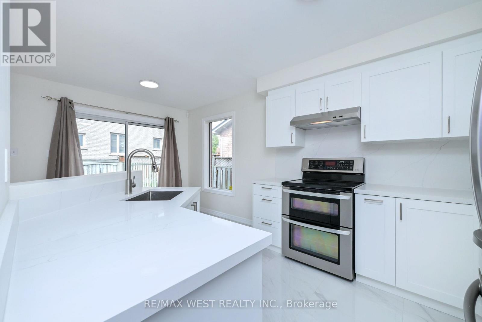 8 TERRASTONE COURT - 17