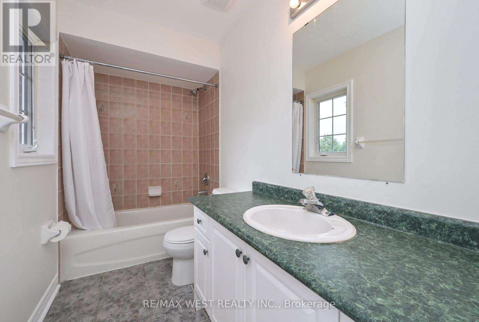8 TERRASTONE COURT - 24
