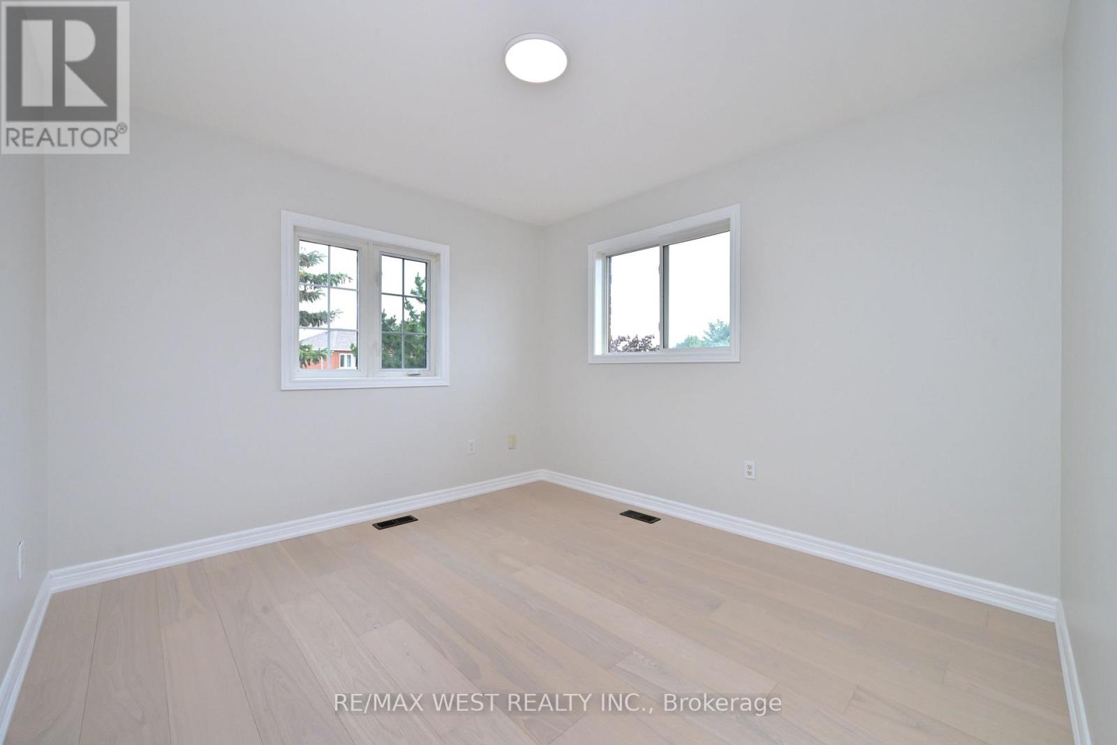 8 TERRASTONE COURT - 27