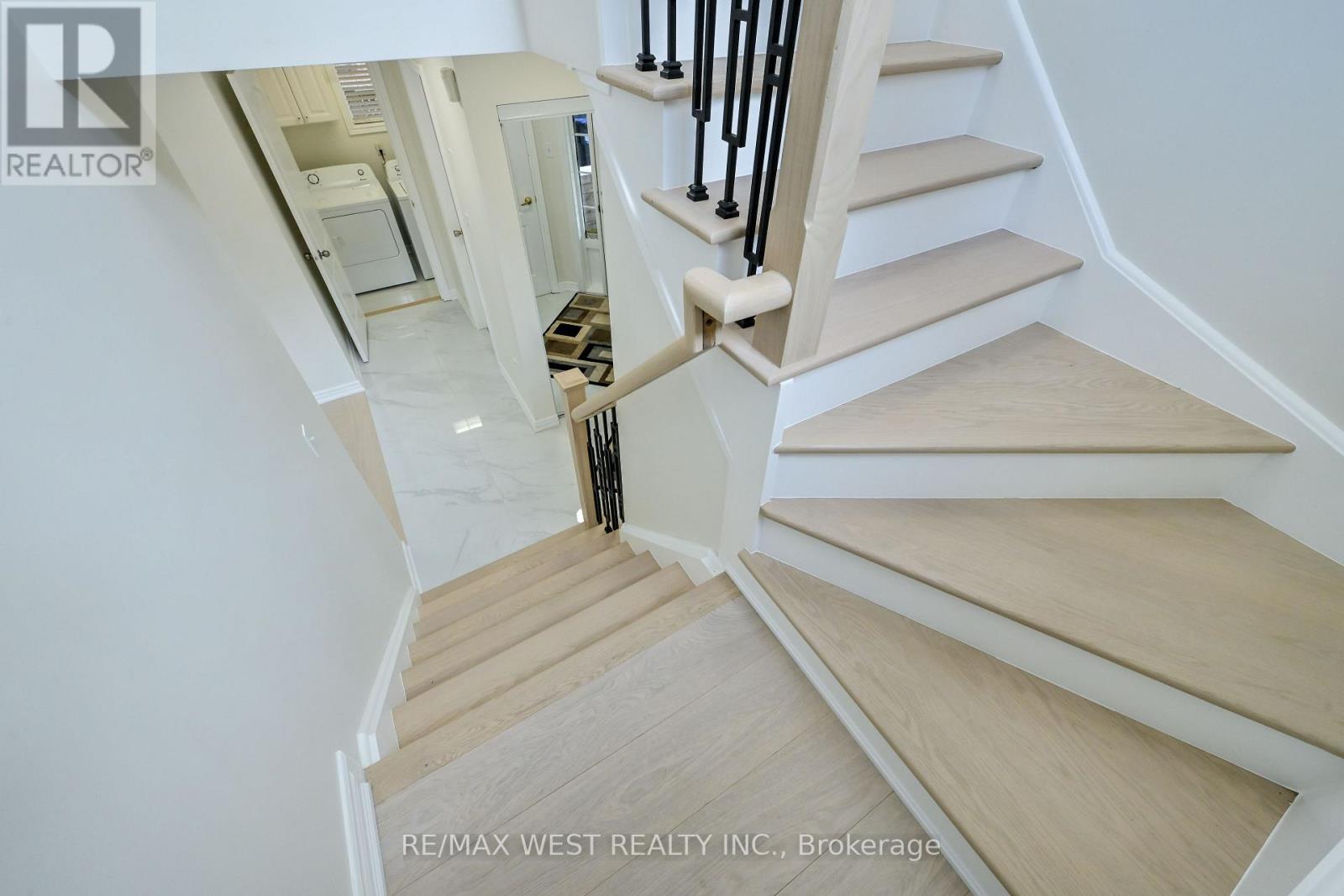 8 TERRASTONE COURT - 29