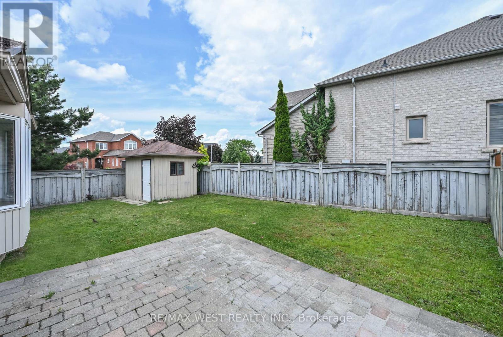 8 TERRASTONE COURT - 36