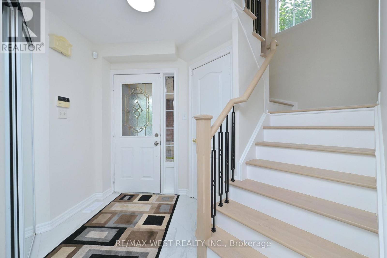 8 TERRASTONE COURT - 7
